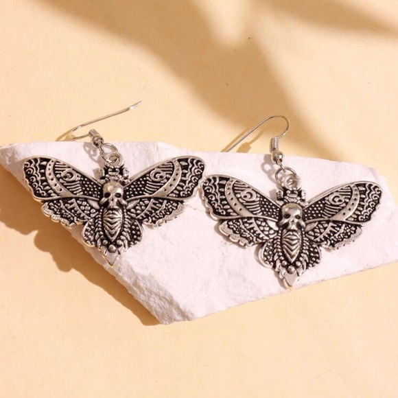 Moth Skull Gothic Dangle Earrings - Picture 5 of 7